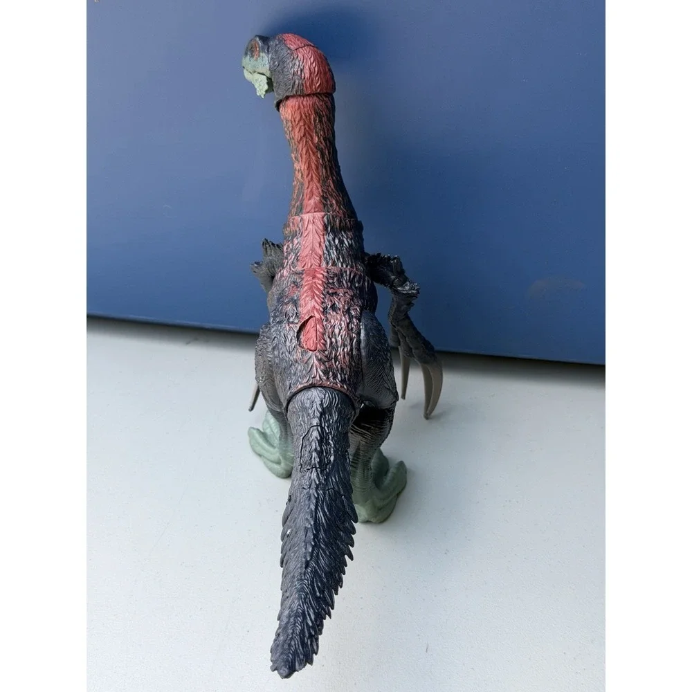 Jurassic World Dominion Sound Slashin' Therizinosaurus - Loose & Brand New